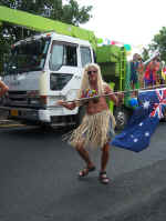 In_a_frock_again.jpg (85978 bytes)