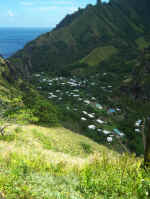 Hanavave from above.jpg (97416 bytes)