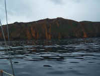 the red cliffs.jpg (65739 bytes)