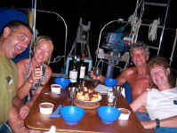 Christmas_dinner.jpg (91139 bytes)
