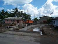 storm drain.jpg (75122 bytes)